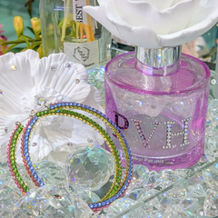 KARA - EJ1976 - HOOP EARRINGS - Jimmy Crystal New York